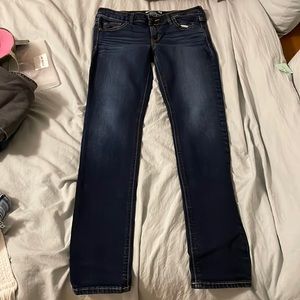 Hollister dark wash low waisted jeans